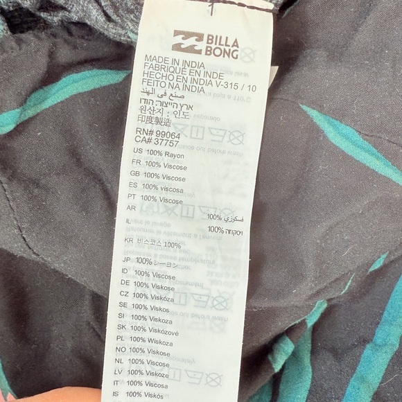 Billabong Floral Long Sleeve Belted Jumpsuit with Pockets (S) - Picture 9 of 9